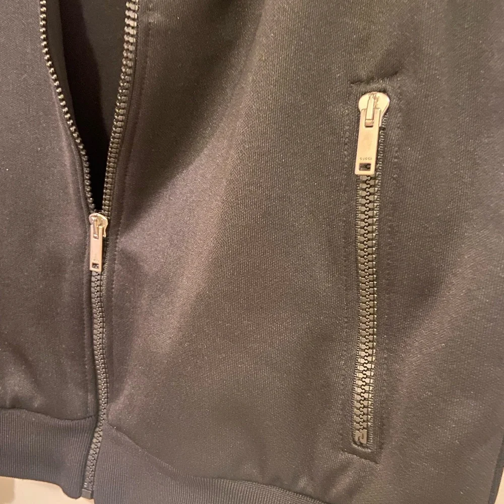 New!! Gucci bomber jacket women -
XS - Picture 8 of 16
